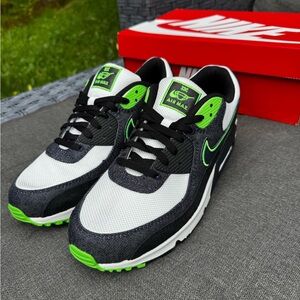 Nike Air Max 90 SE